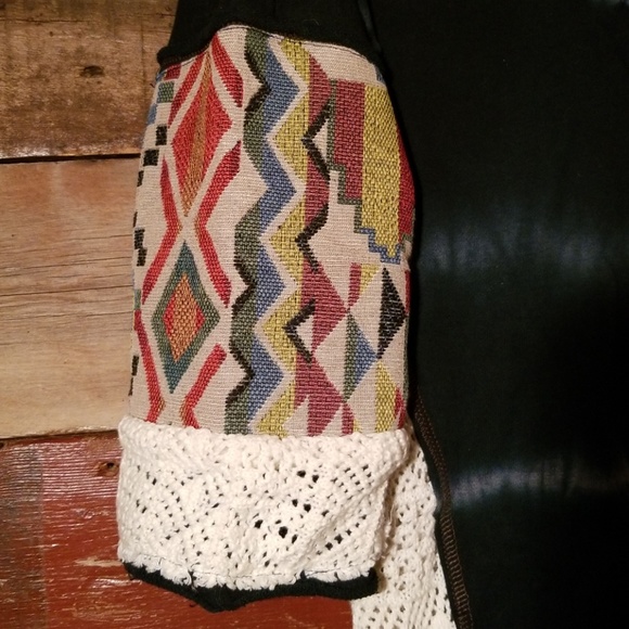 Gimmicks by BKE mixed fabric top - Picture 2 of 5